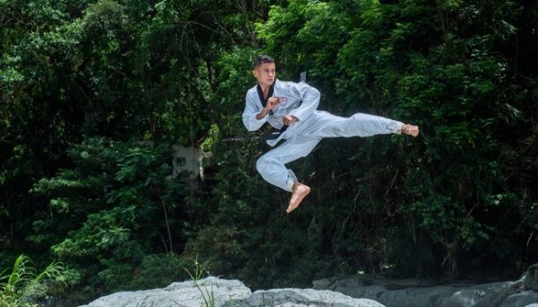 Evalúan a deportistas de la Escuela de Alto Rendimiento