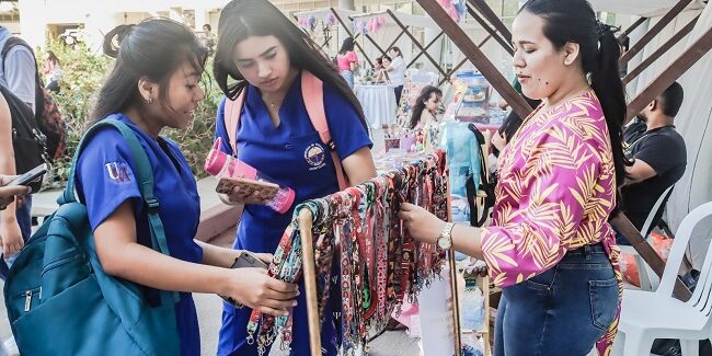 Exaltación a mujeres investigadoras y emprendedoras
