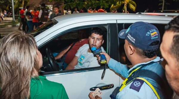 18 comparendos por parqueo de motos en espacio público (2)
