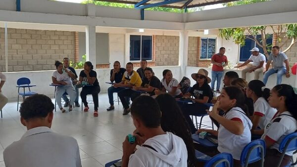 Gobernación atendió a los representantes de la I.E.D. Simón Bolívar