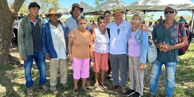 Entre 28 familias restituyen 100 hectáreas de tierra en Salamina