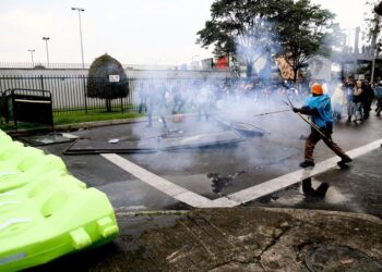 Embajada de EE. UU. agradece a la Policía colombiana por proteger sus instalaciones durante las protestas