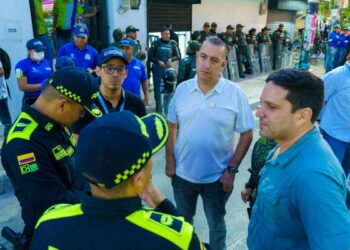 Distrito refuerza operativos integrales de seguridad en el Centro Histórico de Santa Marta