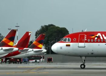 Avianca activa plan especial para usuarios afectados por la inmovilización de aviones A320
