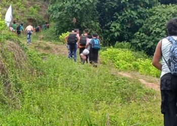 La violencia en Colombia se dispara: confinamientos, desplazamientos y una ofensiva militar sin precedentes