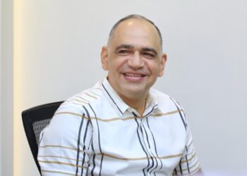 Alcalde Carlos Pinedo viaja a Israel para discutir el futuro de las ciudades con IA