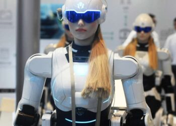 China sorprende al mundo con robots capaces de gestar y dar a luz: el futuro de la reproducción artificial
