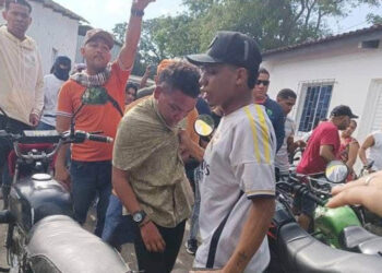 Hallan al presunto asesino de Shelsy; comunidad lo captura y exige respuestas