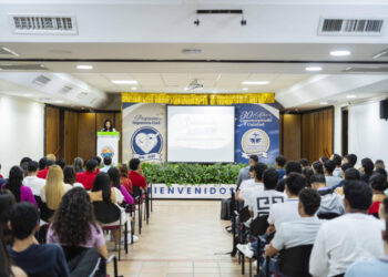 En UNIMAGDALENA expertos dialogaron sobre una visión integral de la ingeniería civil