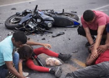 Aparatoso accidente en la vía a Minca deja una pareja gravemente herida