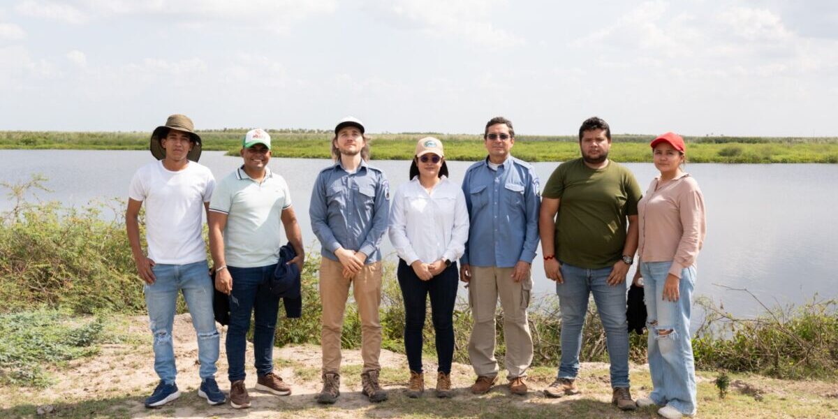 3e3e1e49-b251-4910-8f81-4c6823b95d13