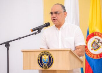 Administración de Carlos Pinedo declara Alerta Amarilla Hospitalaria por frente frío de alta intensidad