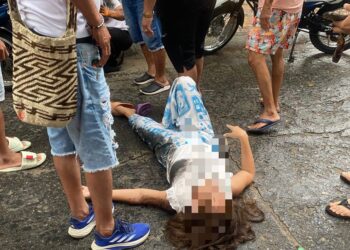 Dos mujeres y una menor resultan heridas tras accidente en moto en Santa Marta