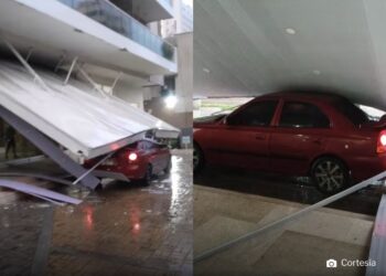 Lluvias provocan emergencia en Barranquilla: colapso de estructura cayó sobre un vehículo