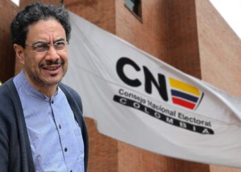 CNE reemplaza conjueces en proceso que involucra a Iván Cepeda y aplaza decisión