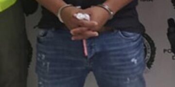 Capturan a dos falsos domiciliarios con droga en vía de Bolívar