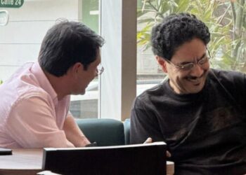 Movimientos y reuniones marcan la disputa en la izquierda por la consulta presidencial de 2026