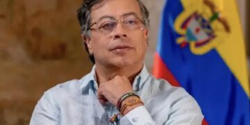 Oposición respondió a Petro sobre salario mínimo y lanzó críticas por presunta corrupción