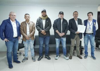 Gobierno y ‘Los Pachencas’ suscriben acuerdo marco para reducir la violencia en la Sierra Nevada