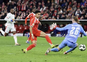 Luis Díaz brilla en Europa y es reconocido como el mejor extremo izquierdo del mundo