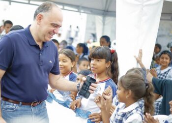 Gobierno Distrital fortalece el diálogo con el magisterio para garantizar la continuidad educativa