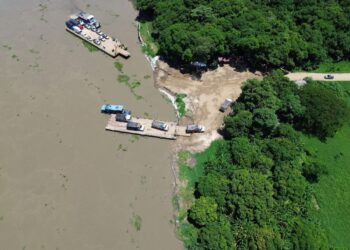 Medida preventiva de suspensión de actividades de ocupación de cauce desarrolladas con la operación del ferry en el municipio de Salamina