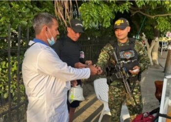 Gaula Militar realizó jornada preventiva contra la extorsión en El Rodadero