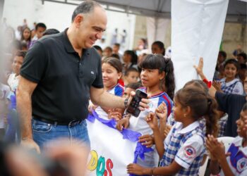 Administración distrital reactiva la estrategia “Dale Like a la Vida” desde la IED Magdalena