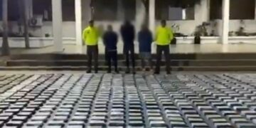 Golpe al narcotráfico en La Guajira: incautan más de una tonelada de cocaína y capturan a tres tripulantes