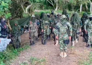 Nuevo combate entre los Pachencas y Clan del Golfo en la Sierra Nevada deja indígenas heridos y comunidades confinadas