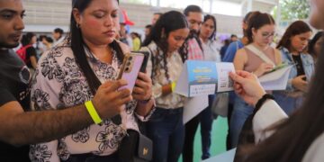 Administración de Carlos Pinedo abre más de 1.000 oportunidades laborales para los samarios