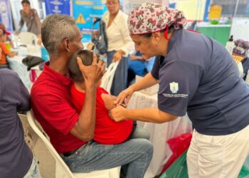 Más de 600 menores de nueve años han sido vacunados contra el dengue en Santa Marta