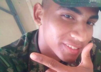 A sangre fría en Palermo: sicarios en moto asesinan a joven de 20 años