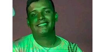 Tragedia en la Troncal del Caribe: joven motociclista pierde la vida en múltiple choque