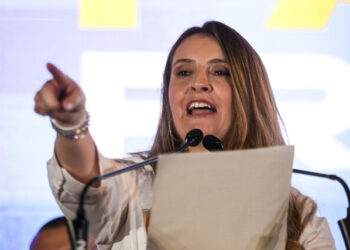 Paloma Valencia denunció ataques y cuestionó respaldo de Petro a Iván Cepeda