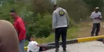 Cinco heridos dejó violento choque entre motocicletas en la Ruta del Sol