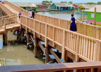 Más de 500 estudiantes estrenarán paso seguro con nuevo puente en Nueva Venecia