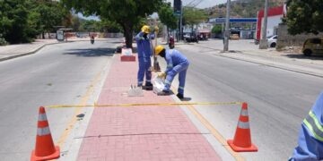 Gobierno de Carlos Pinedo fortalece el sistema de alumbrado público con nueva iluminación LED en la Calle 30
