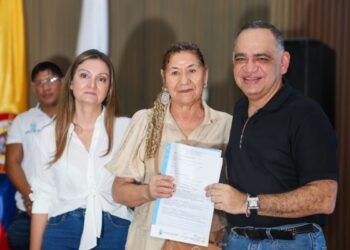 “Hicimos realidad el sueño de 429 familias de tener casa propia legalmente”: alcalde Carlos Pinedo