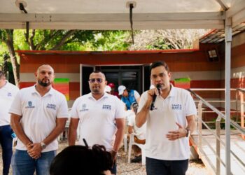 Gobierno de Carlos Pinedo fortalece la atención territorial con jornada integral en el barrio Juan XXIII