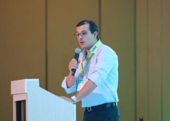 Alcaldía Distrital reconoce liderazgo de Asbama en el Cuarto Congreso Bananero Colombiano 2026