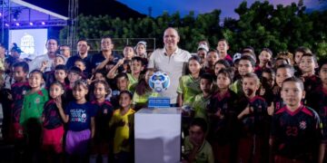 Gobierno de Pinedo transforma escenarios recreodeportivos en barrios populares de Santa Marta