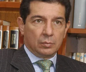 Entre los afanes…, la tierra