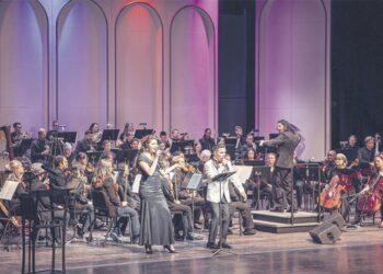 Colombianos lideran estreno de innovadora ópera en Estados Unidos