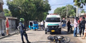 Motociclista oriundo de Palermo murió tras ser arrollado por una buseta en Soledad