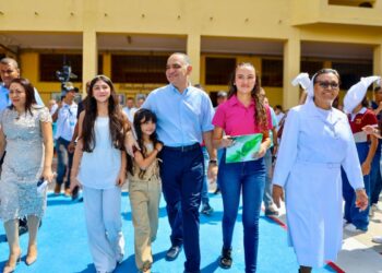 Alcalde Pinedo restaura y entrega la IED Normal María Auxiliadora
