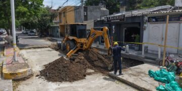 Gobierno de Carlos Pinedo avanza en la recuperación integral de la malla vial