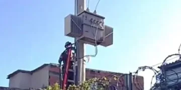 Essmar comenzó las obras para restablecer el agua en barrios del Corredor Universitario