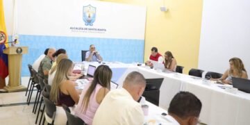 Carlos Pinedo acelera proyectos estratégicos para transformar Santa Marta