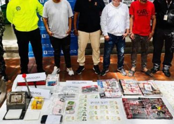 A prisión domiciliaria presuntos falsificadores que habrían fabricado documentos para ‘Los Pachencas’